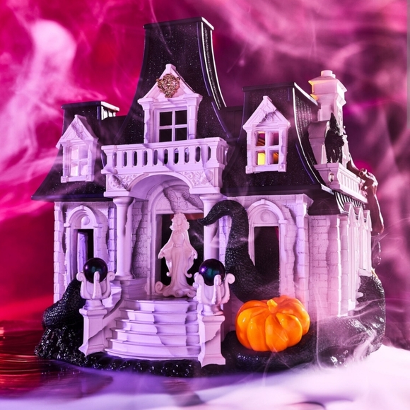 Bath & Body Works Other - Brand New BBW 3 Wick Candle Holder Illuminary Haunted House 🏠👻